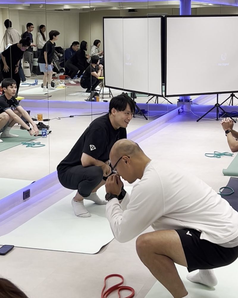 2025/12/14 實體課現場:學員實作,講師現場調整動作